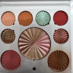 OFRA Cosmetics Good To Go Mini Mix Face Palette